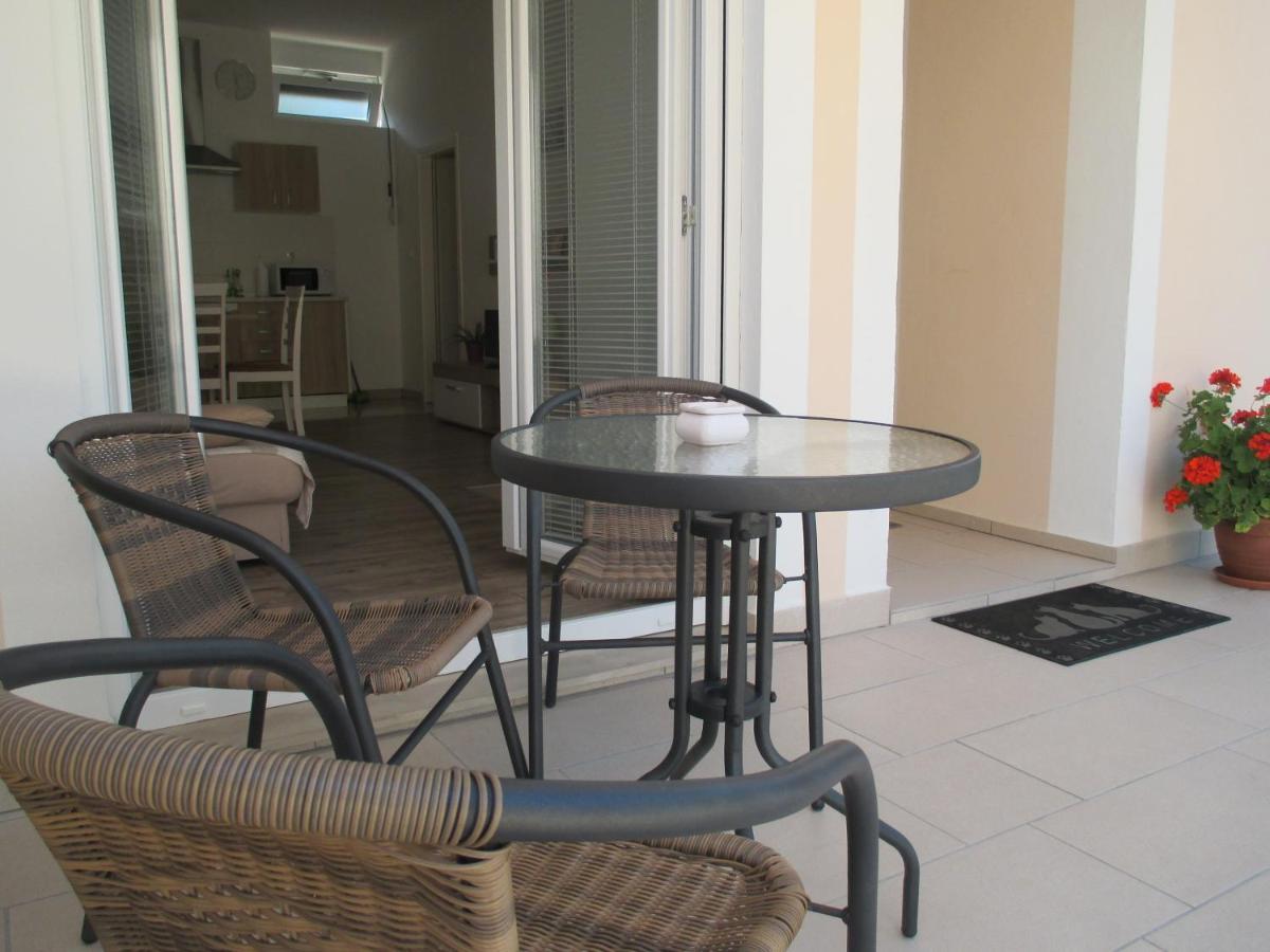 Apartment Near Center,Beach,Bus +Free Parking Задар Екстериор снимка