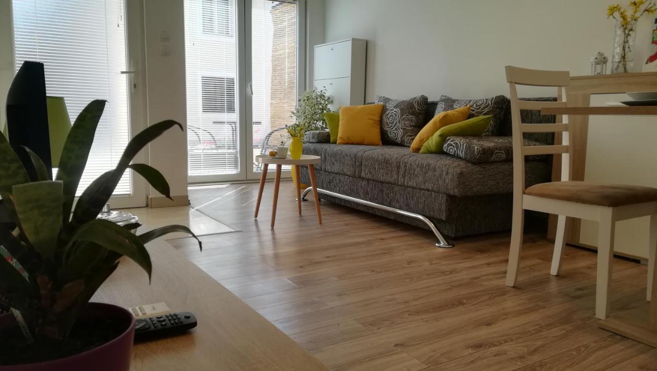 Apartment Near Center,Beach,Bus +Free Parking Задар Екстериор снимка